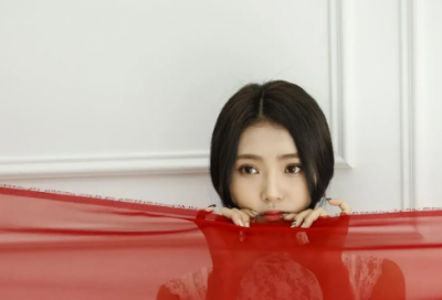 ​有关桃花的诗句精选84句