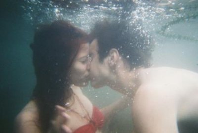 ​吃东西然后想发朋友圈说说