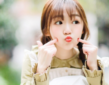 ​有关赞颂母爱的诗 描写母爱古诗