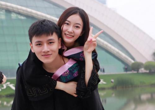 2025年常用奋斗正能量句子69条