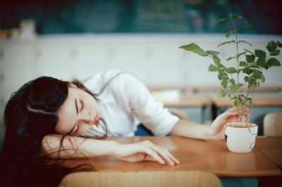 ​望远镜观花园歇后语25句