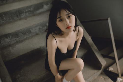 层出不穷造句 层出不穷的意思 层出不穷的近义词