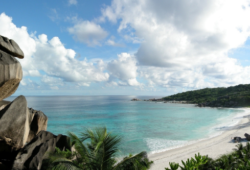 1697053620944013.png image.png