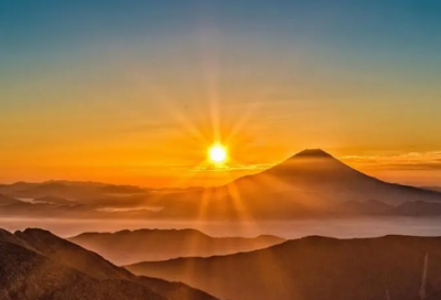 ​赤手空拳造句