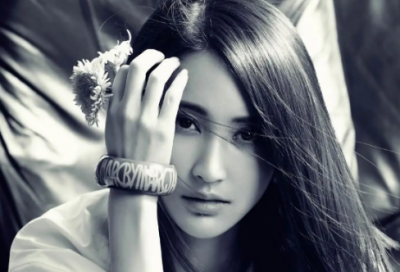 ​带有花的诗句 跟花有关优美的句子(精选122句)