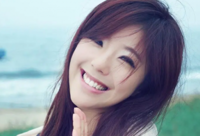 ​小池这首古诗描写的是什么季节